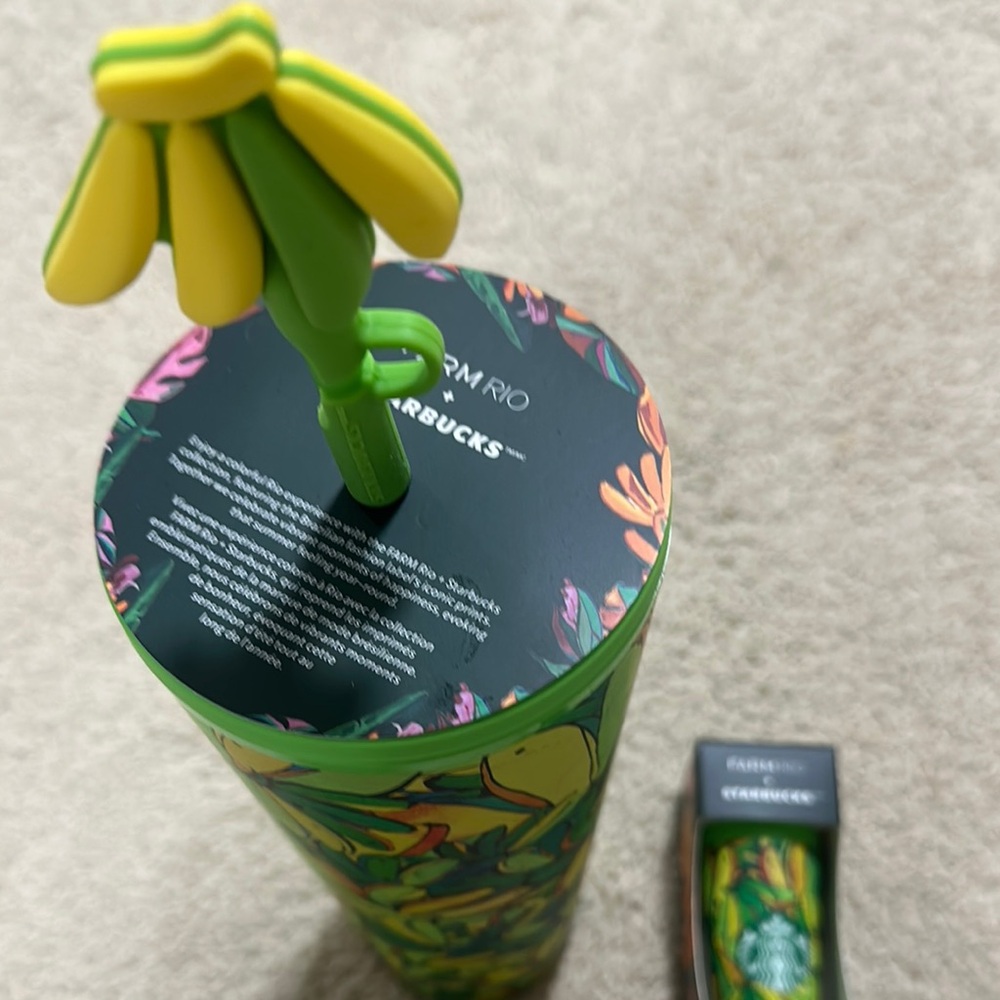 NEW Starbucks + Farm Rio Key Chain & Cup Banana - Picture 2 of 2
